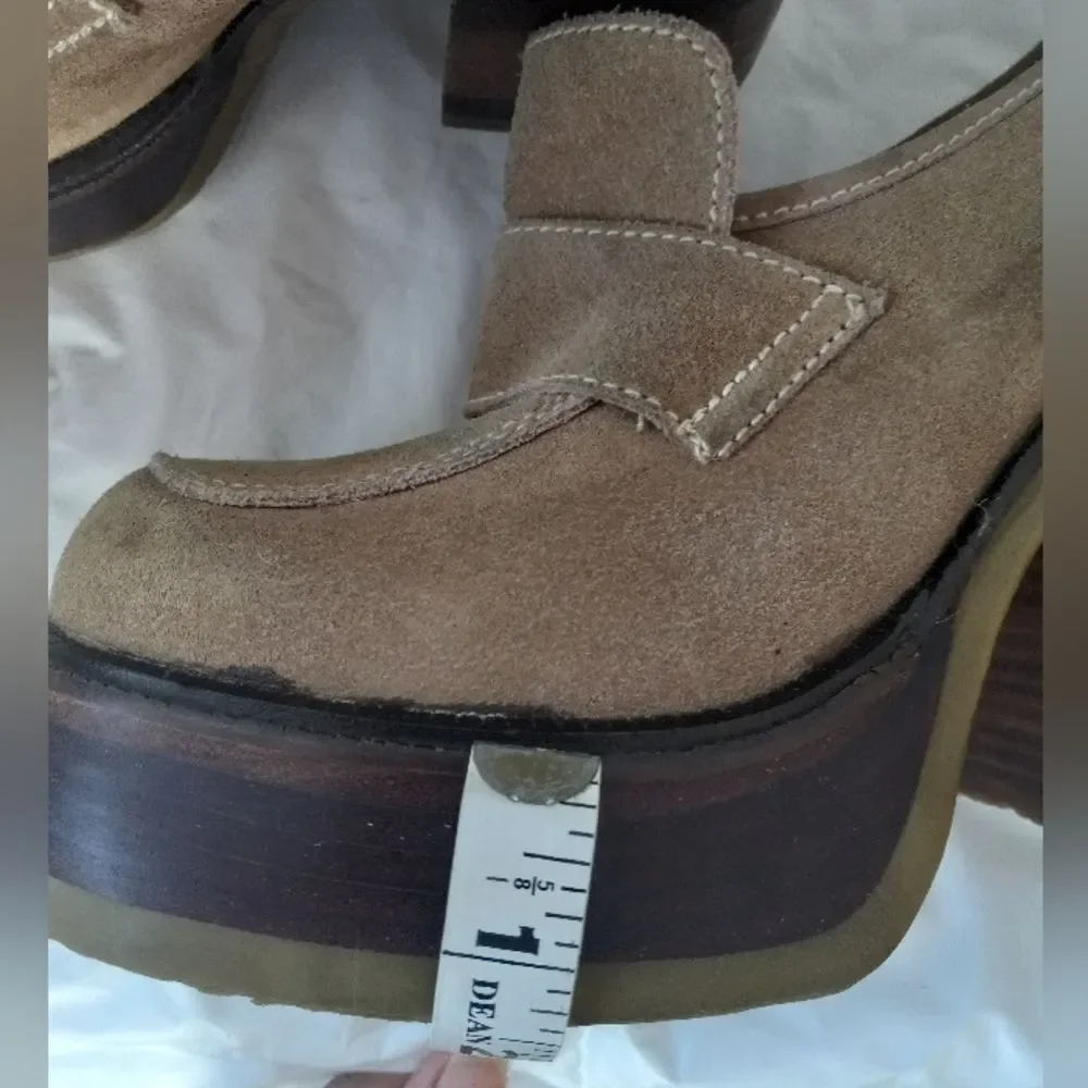 Vintage Bakers Shoes Chunky Block Heel Size 8 US